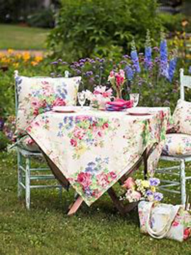 Everlasting Ecru Rose Tablecloth