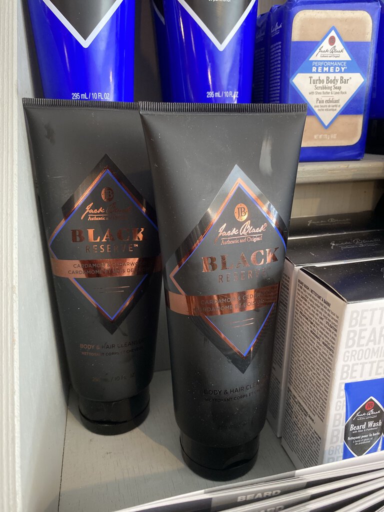 BLACK RESERVE BODY AND HAIR CLEANSER