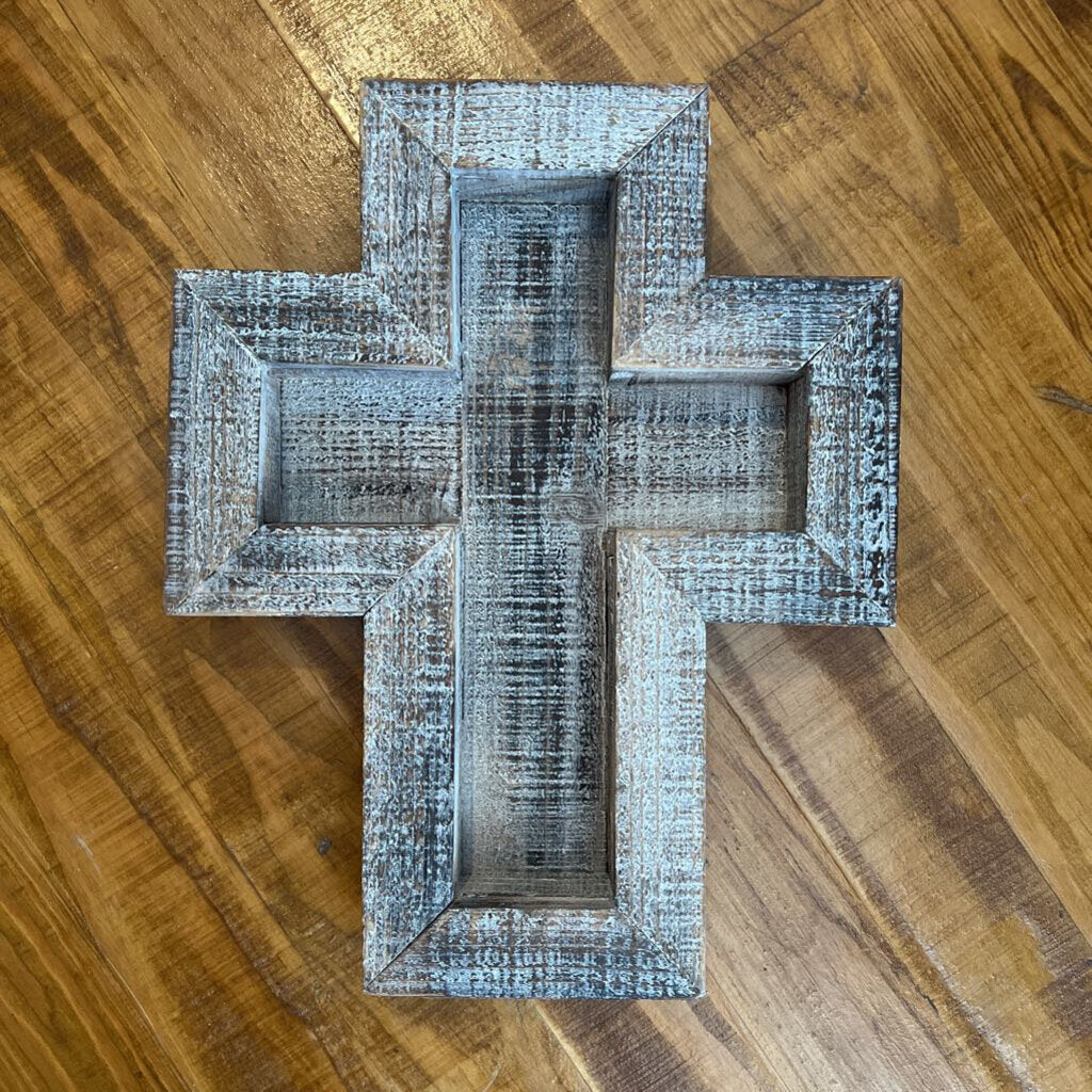 WOODEN CROSS