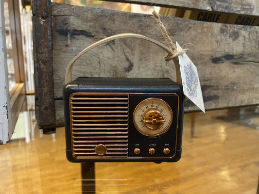 OLD RADIO WIRELESS SPEAKER