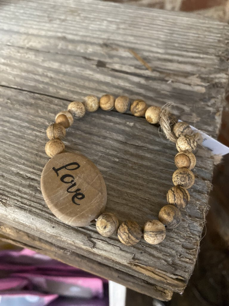 BEADED BRACELET WITH SAYING