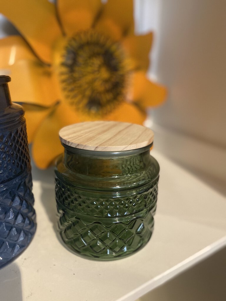 TEXTURED GLASS JAR WITH WOODEN LID