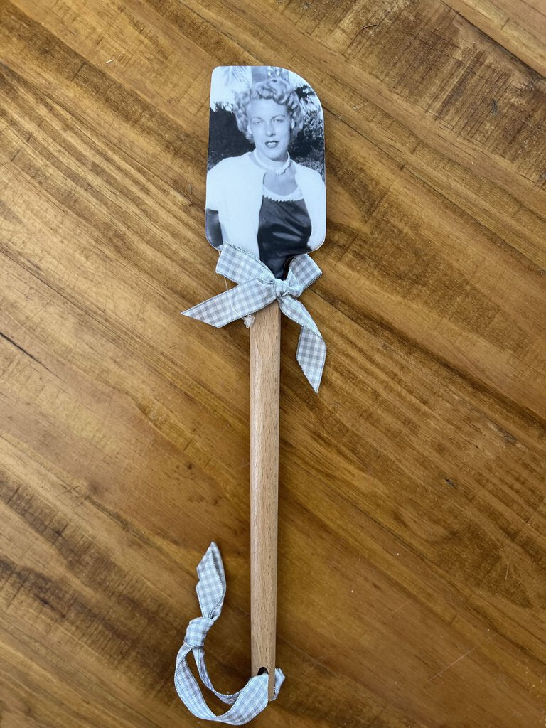 TRASH TALK SPATULA