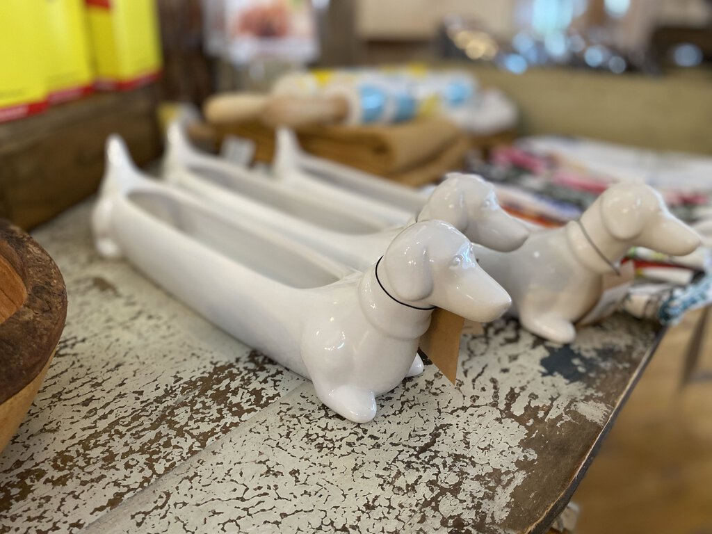 CERAMIC DACHSHUND CRACKER DISH