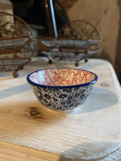 HAND STAMPED STONEWARE PINCH POT