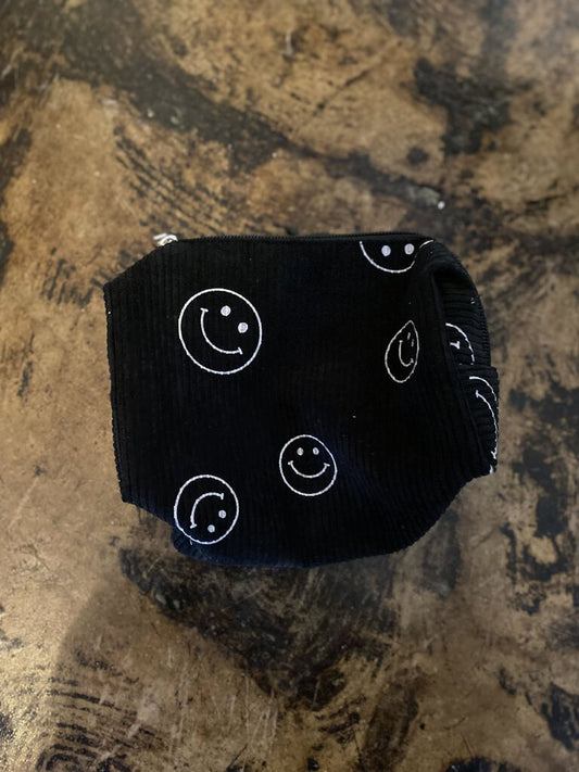 SMILEY MAKEUP POUCH BAG