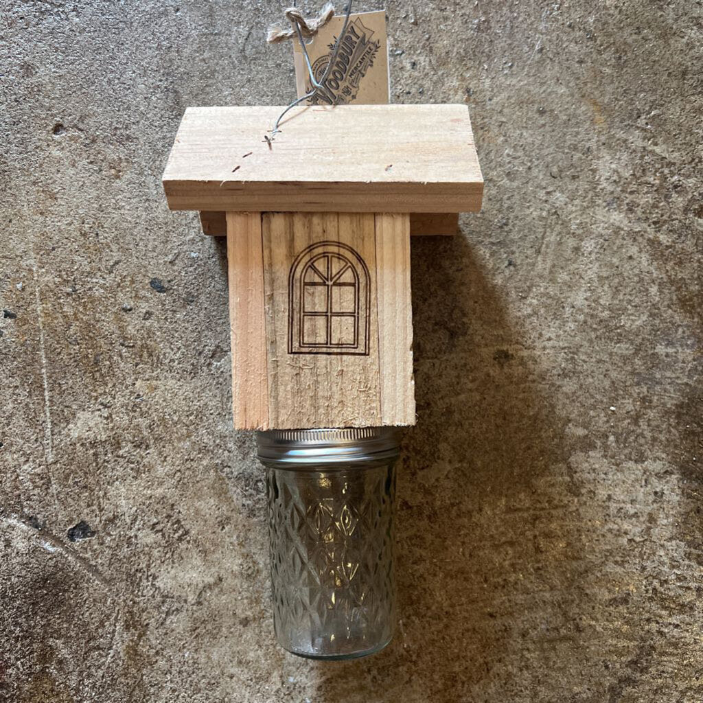 CARPENTER BEE TRAP