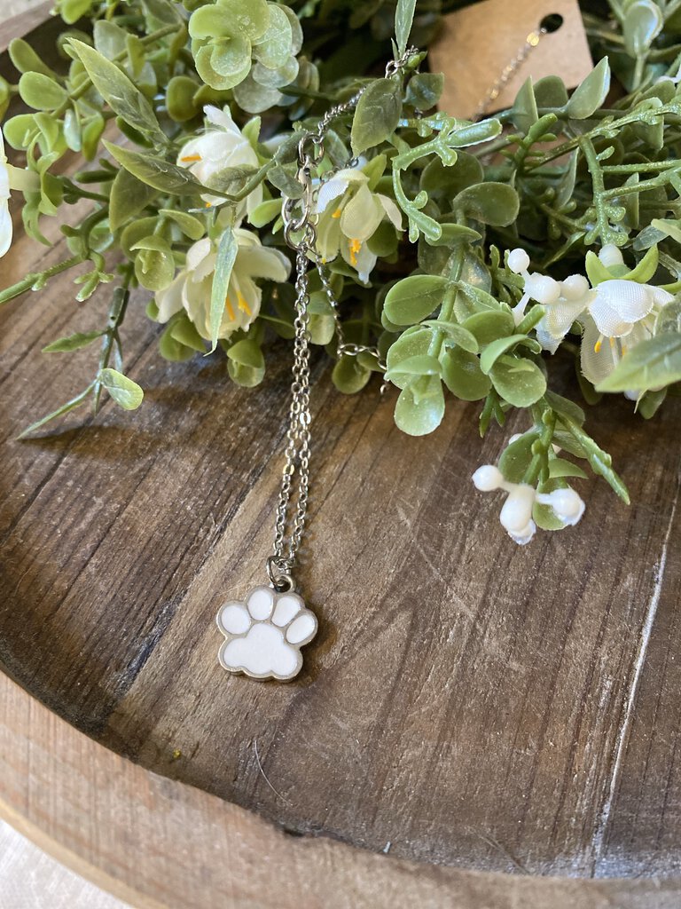 PAWPRINT PENDANT NECKLACE