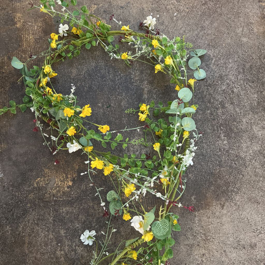 WILDFLOWER GARLAND