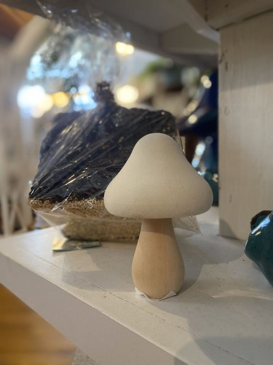 FELT TOPPED WOODEN MUSHROOM