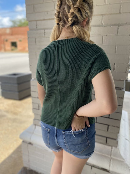 MOCK NECK SHORT SLEEVE CROPPED SWEATER