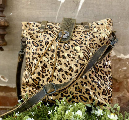 COWHIDE PURSE