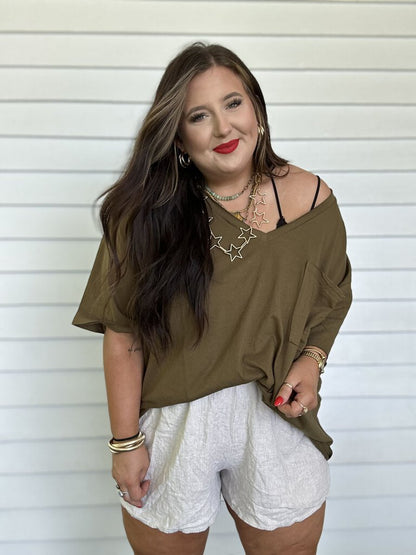 OVERSIZED RAW EDGE FRONT POCKET BOYFRIEND TEE