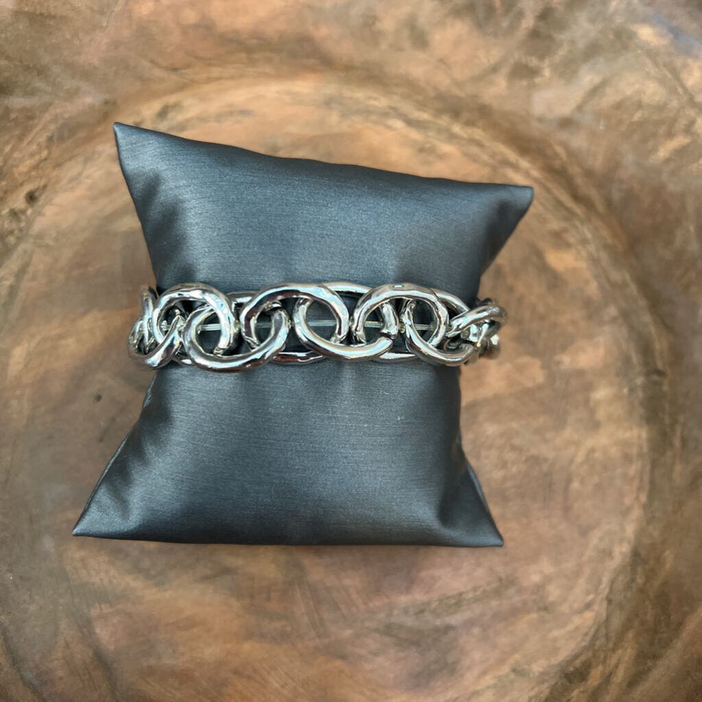 Silver Loop Bracelet