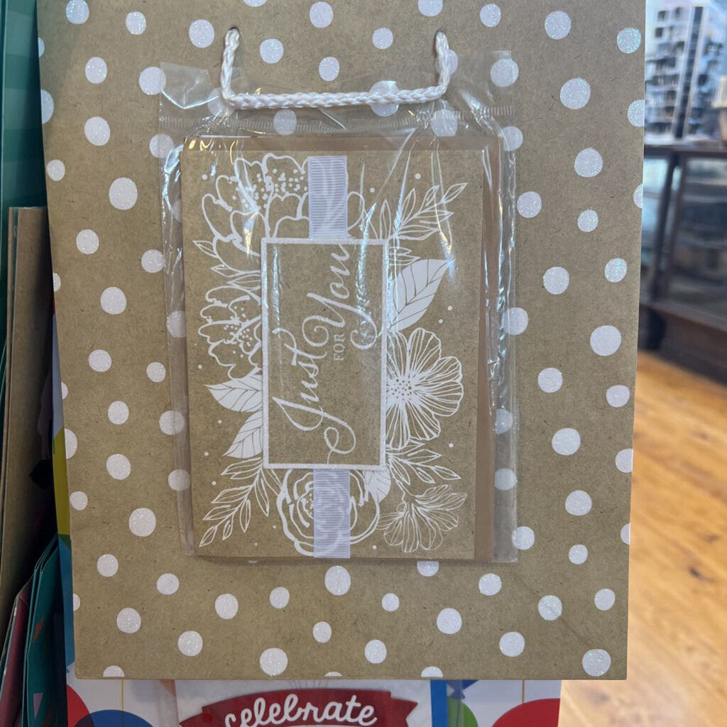 GIFT BAG SET WITH TISSUE PAPER AND CARD