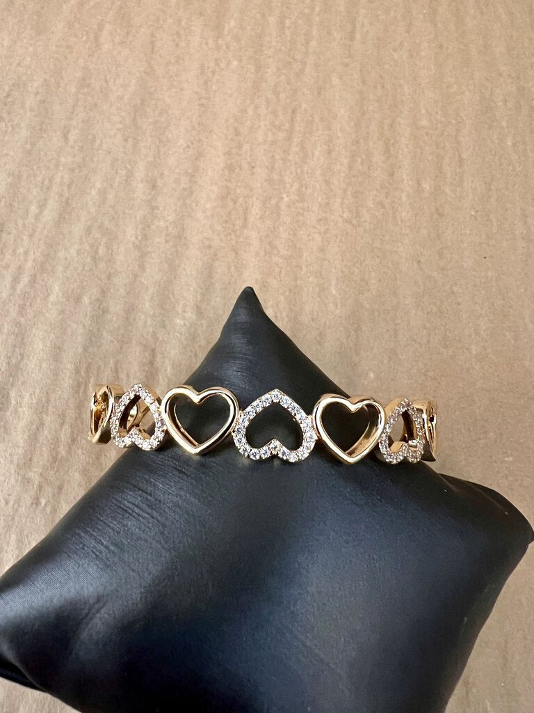 GOLD HEART CUFF BRACELET