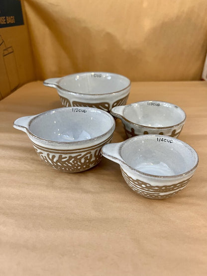 STONEWARE MEASURING CUP SET