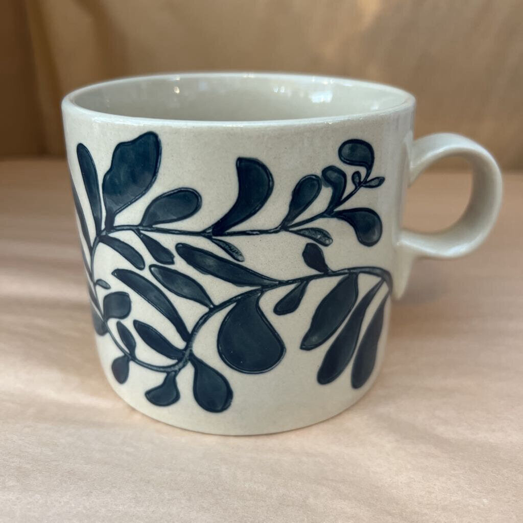 STONEWARE MUG