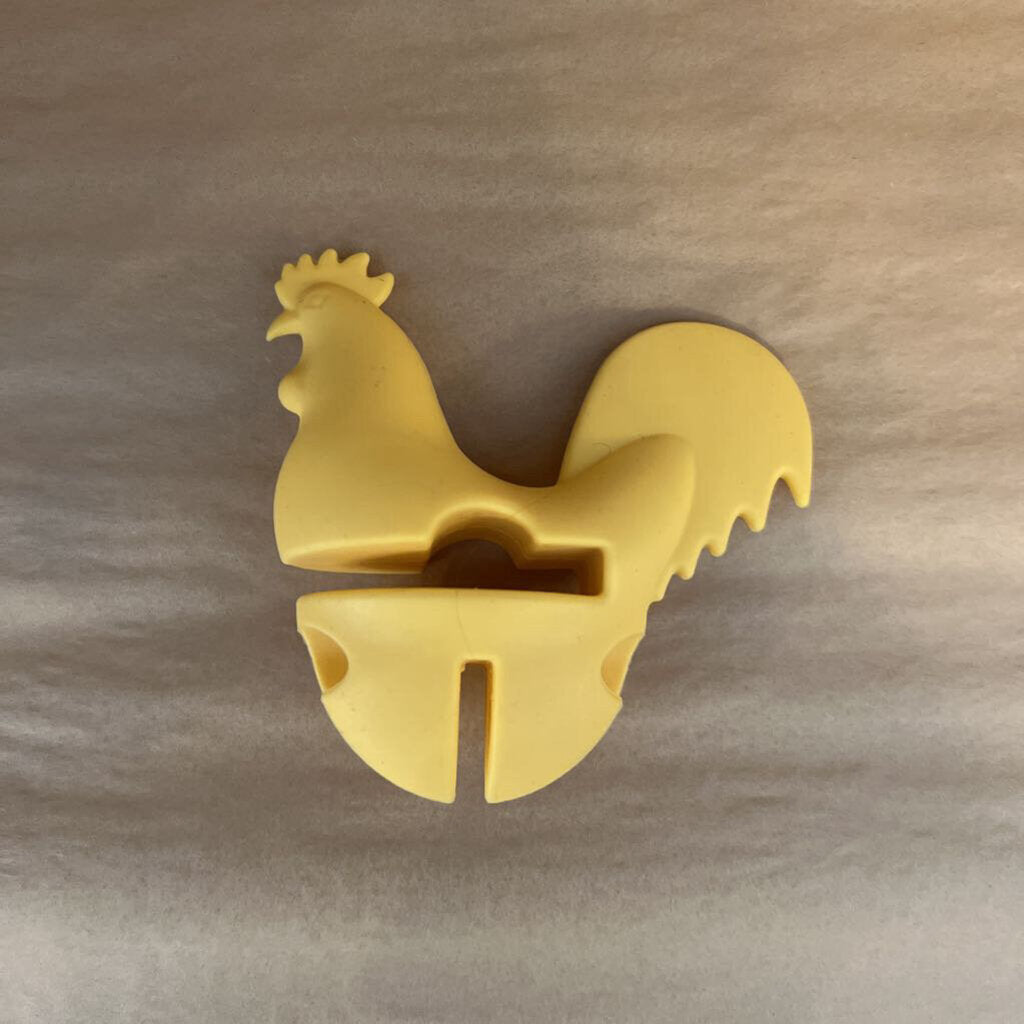 SILICONE ROOSTER SPPON HOLDER