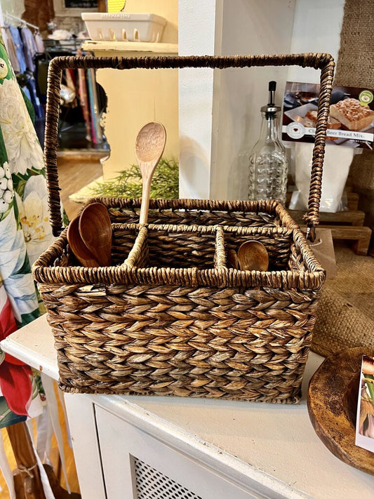 WICKER UTENSIL CADDY