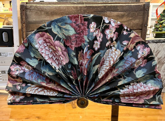 ANTIQUE FOLDING FAN