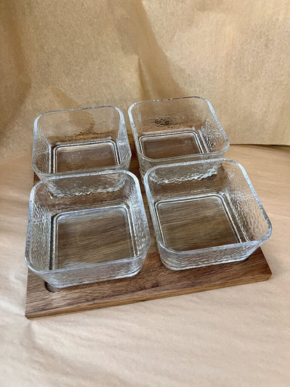 GLASS 4PC SERVING DISH WITH WOOD STAND