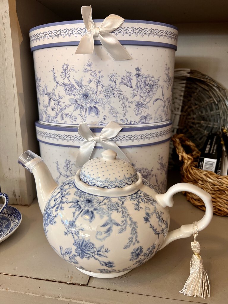 VINTAGE BLUE PITCHER WITH BOX