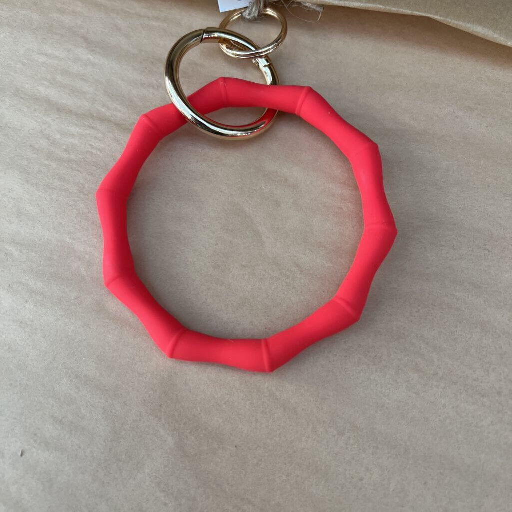 RUBBER DECAGON KEYCHAIN