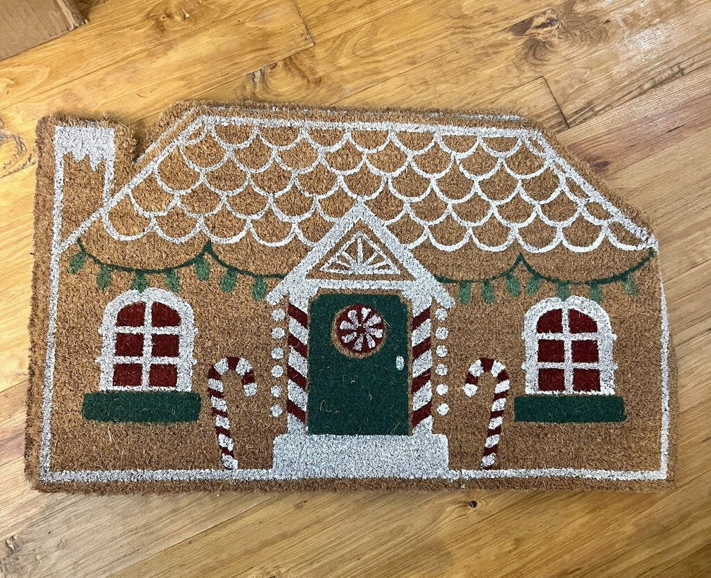 GINGERBREAD HOUSE DOOR MAT