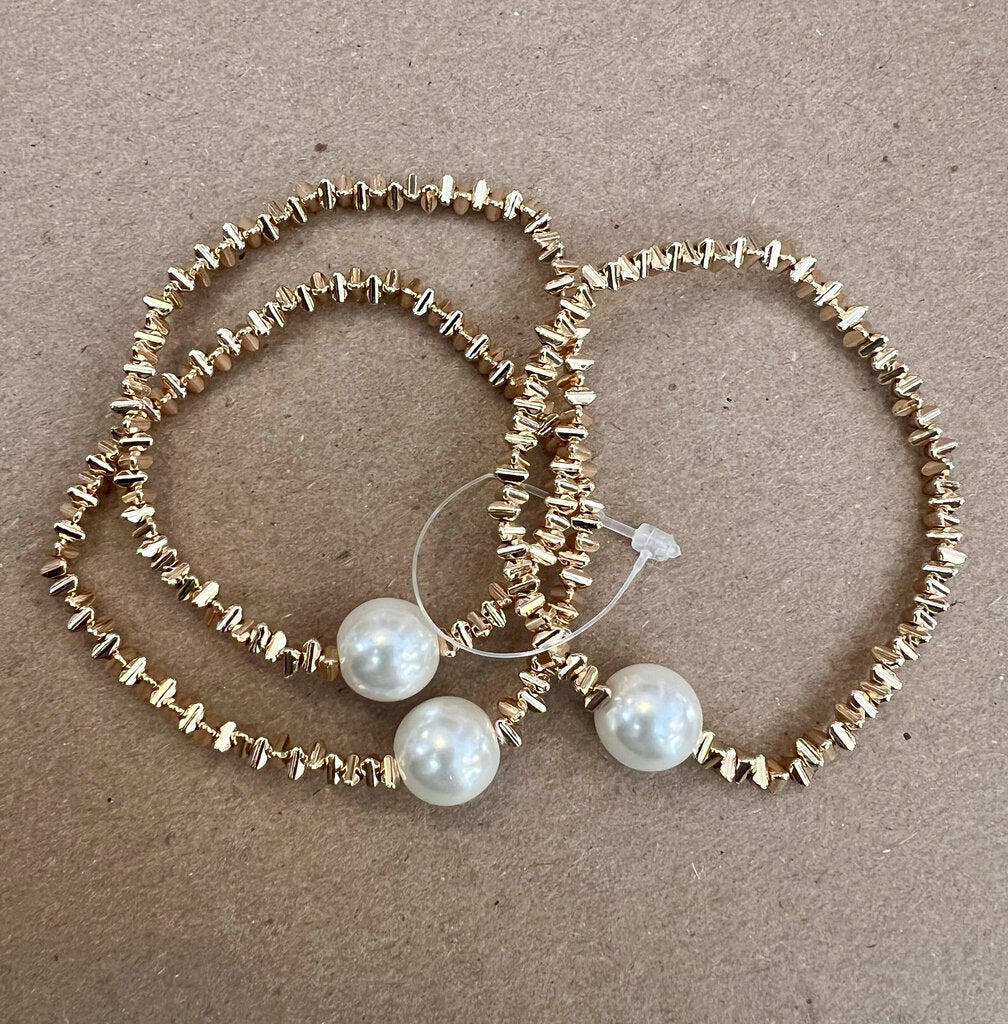 STRETCH GOLD AND PEARL BANGLE SET