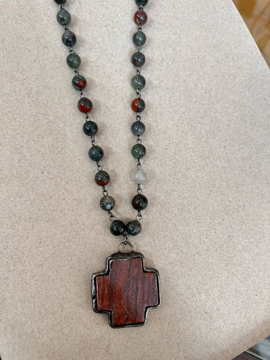 RED PENDANT NECKLACE