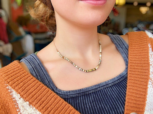 DAINTY NECKLACE